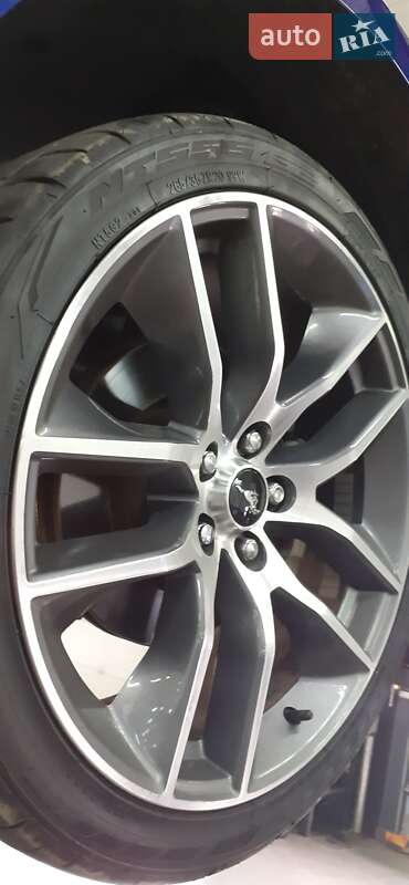 Купе Ford Mustang 2015 в Дніпрі