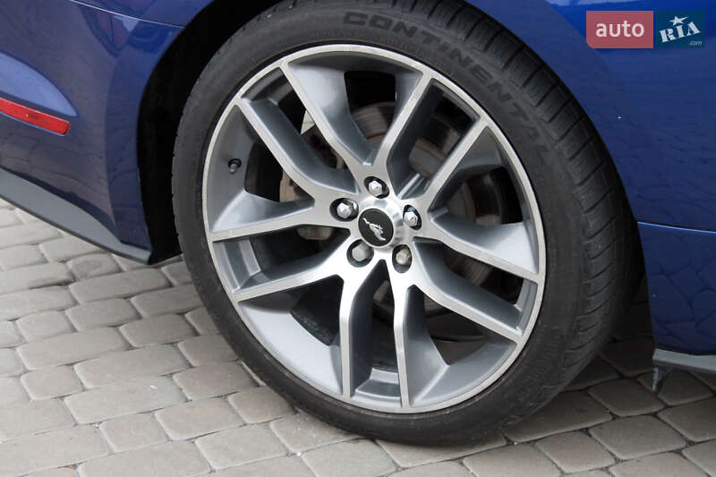 Купе Ford Mustang 2015 в Дніпрі