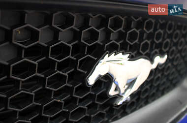 Купе Ford Mustang 2015 в 
