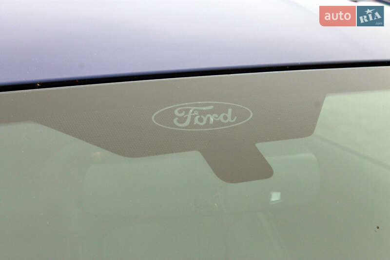 Купе Ford Mustang 2015 в Дніпрі