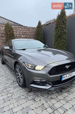 Купе Ford Mustang 2016 в Кропивницком