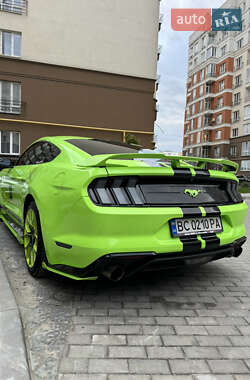 Купе Ford Mustang 2018 в 