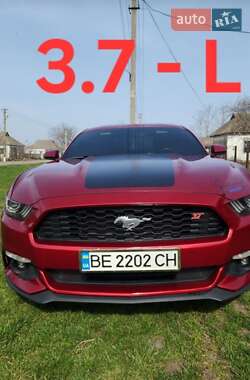 Купе Ford Mustang 2016 в Саврані