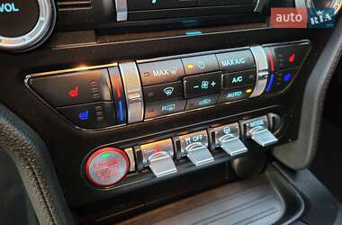 Купе Ford Mustang 2018 в 