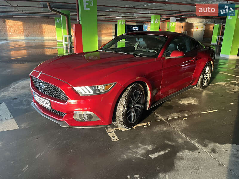 Купе Ford Mustang 2016 в Львове