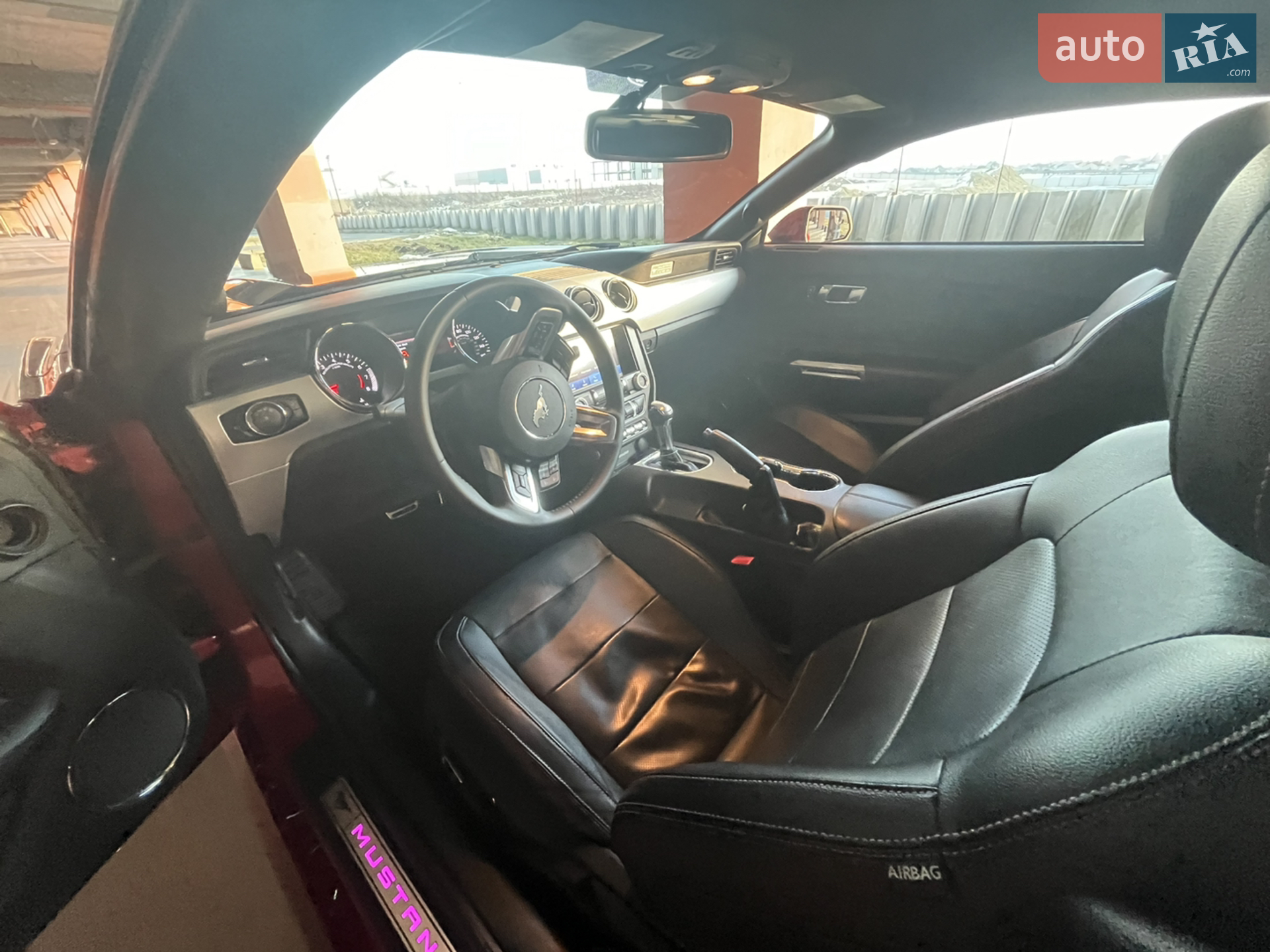 2016 Ford Mustang - мініатюра 25