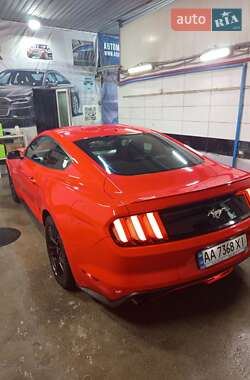 Купе Ford Mustang 2014 в Києві