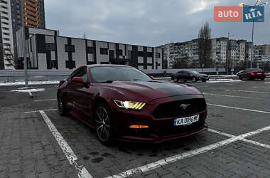 Купе Ford Mustang 2015 в Києві