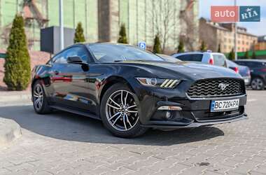 Купе Ford Mustang 2016 в Львове