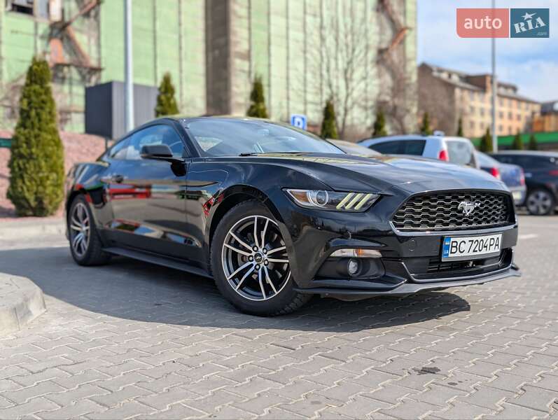 Купе Ford Mustang 2016 в Львові