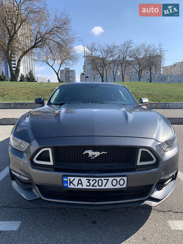 Купе Ford Mustang 2017 в Києві