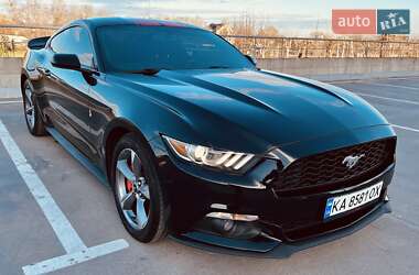 Купе Ford Mustang 2017 в 