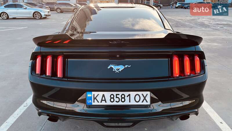 Купе Ford Mustang 2017 в Киеве