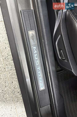 Купе Ford Mustang 2015 в 