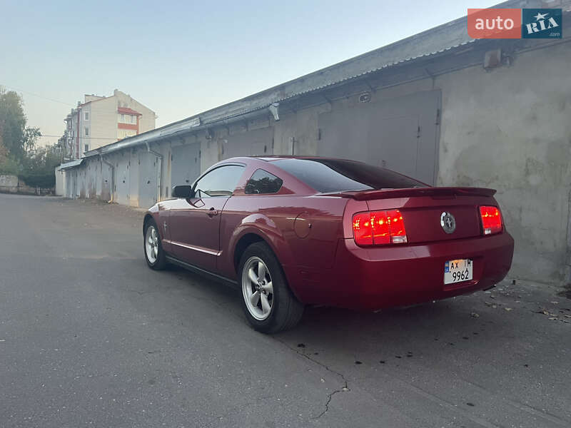 Купе Ford Mustang 2007 в Тернополе