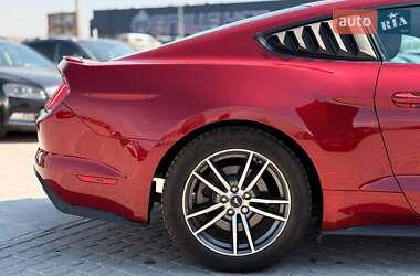 Купе Ford Mustang 2016 в 