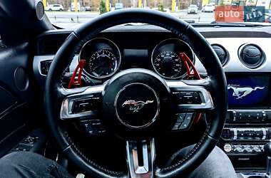Купе Ford Mustang 2017 в 