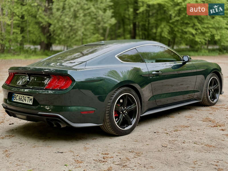 Купе Ford Mustang 2019 в Львове