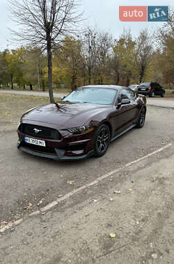 Купе Ford Mustang 2018 в 
