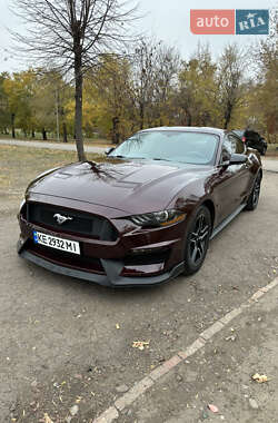 Купе Ford Mustang 2018 в 