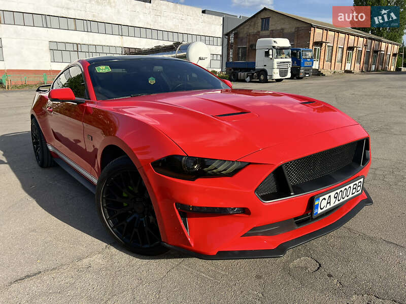 Купе Ford Mustang 2018 в Умани
