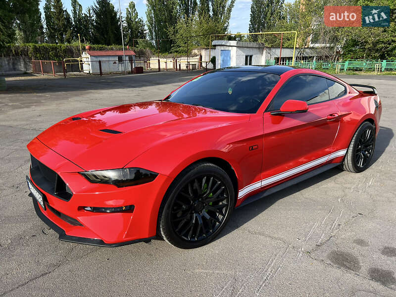 Купе Ford Mustang 2018 в Умани