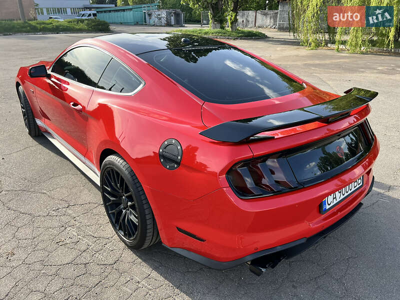 Купе Ford Mustang 2018 в Умани