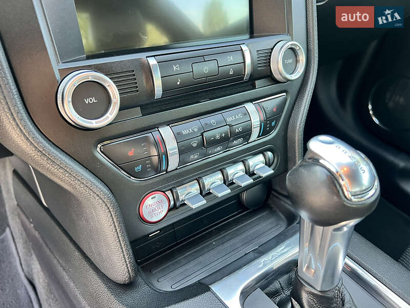 Купе Ford Mustang 2018 в Умани