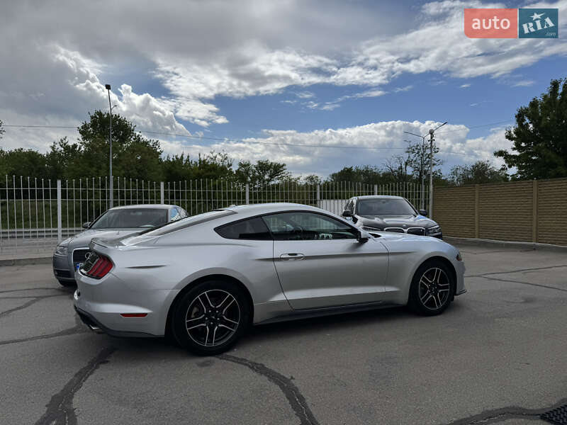 Купе Ford Mustang 2019 в Киеве фото 6 Купе Ford Mustang 2019 в Киеве