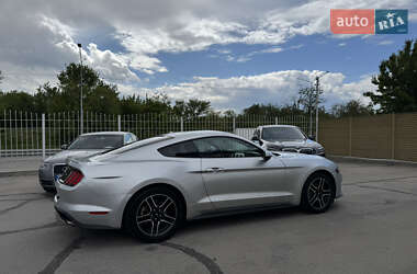 Купе Ford Mustang 2019 в 