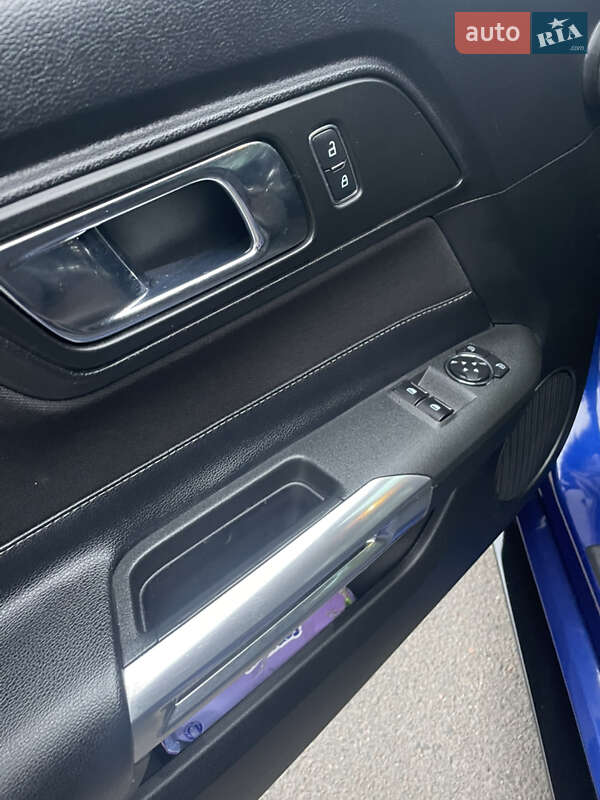 Купе Ford Mustang 2016 в Одессе