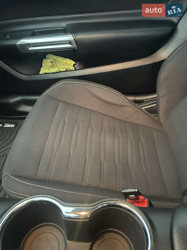 Купе Ford Mustang 2016 в Одессе