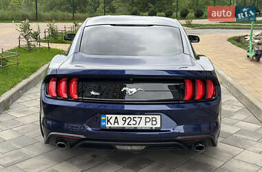 Купе Ford Mustang 2018 в 