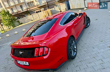 Купе Ford Mustang 2016 в 