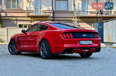 Купе Ford Mustang 2016 в 
