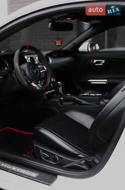 Купе Ford Mustang 2014 в 