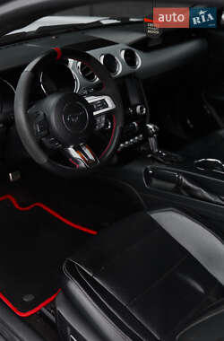 Купе Ford Mustang 2014 в 