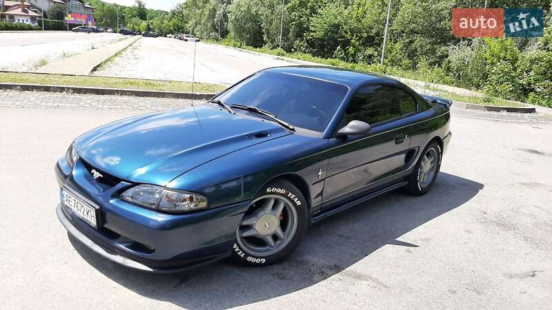 Купе Ford Mustang 1995 в Днепре