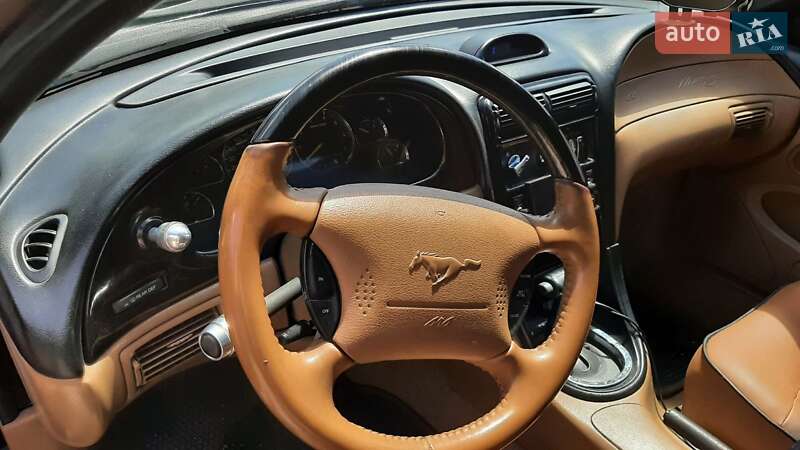 Купе Ford Mustang 1995 в Днепре