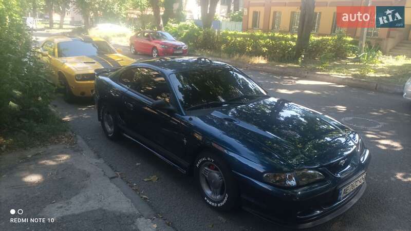 Купе Ford Mustang 1995 в Днепре