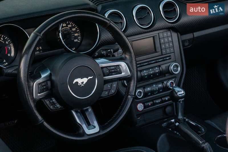 Кабриолет Ford Mustang 2015 в Харькове фото 23 Кабриолет Ford Mustang 2015 в Харькове
