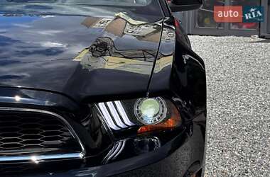 Кабриолет Ford Mustang 2014 в 