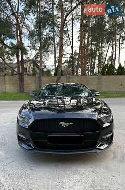 Купе Ford Mustang 2015 в 