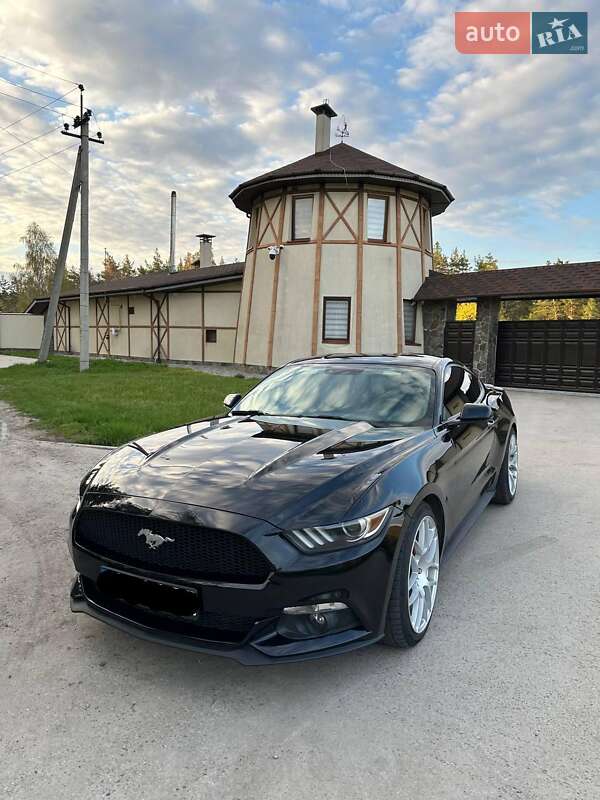 Купе Ford Mustang 2015 в Днепре