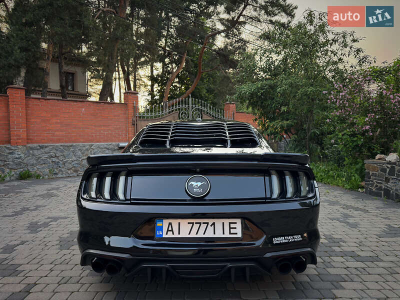Купе Ford Mustang 2018 в Києві