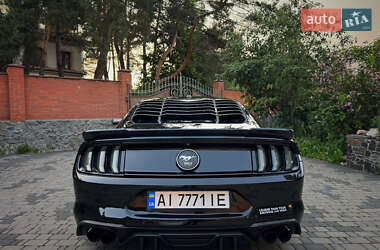 Купе Ford Mustang 2018 в 