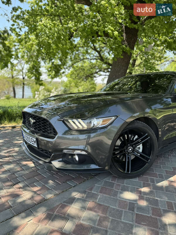 Купе Ford Mustang 2015 в Кропивницком фото 5 Купе Ford Mustang 2015 в Кропивницком