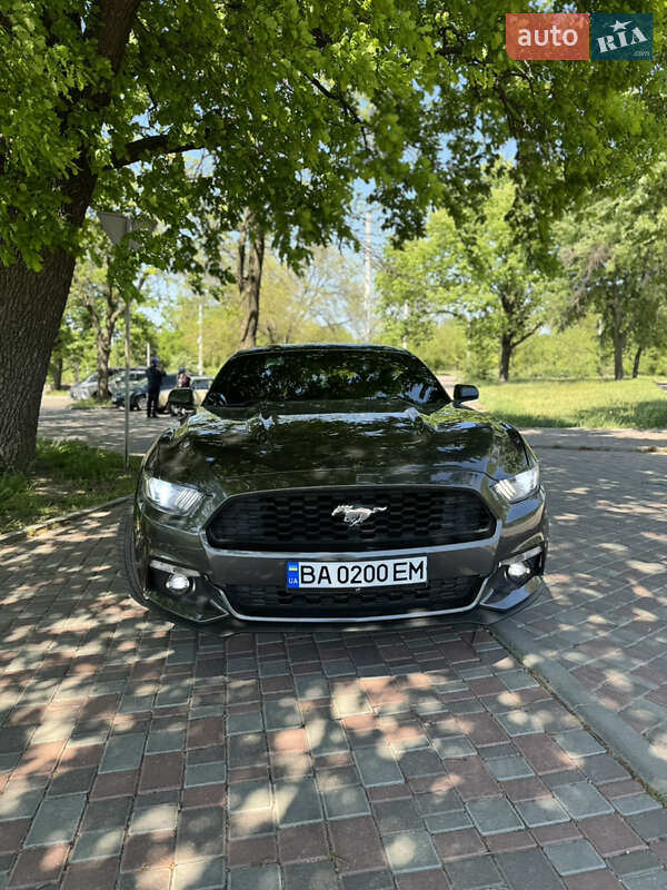 Купе Ford Mustang 2015 в Кропивницком фото 7 Купе Ford Mustang 2015 в Кропивницком