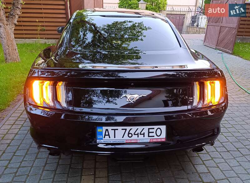 Купе Ford Mustang 2016 в Коломые
