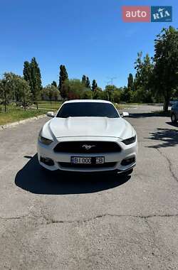 Купе Ford Mustang 2017 в 